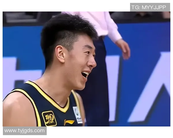 广州篮球队实力引发热议球迷对球队表现的分歧与期待